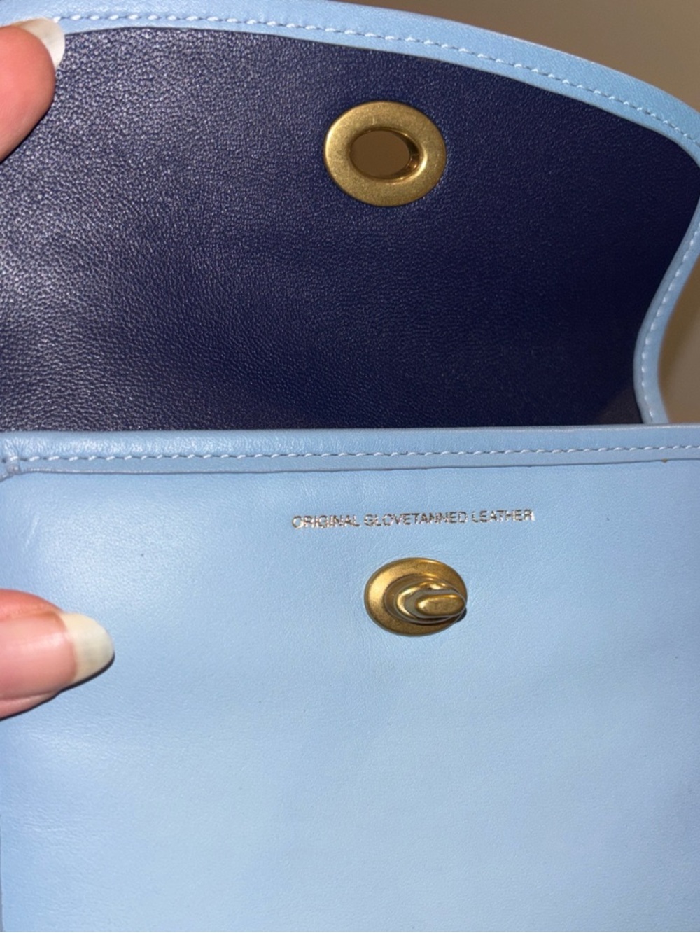 Coach Kip Light Blue Leather Turnlock Crossbody Wallet - Picture 6 of 9